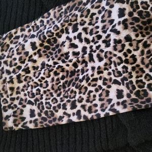 Leopard midi skirt